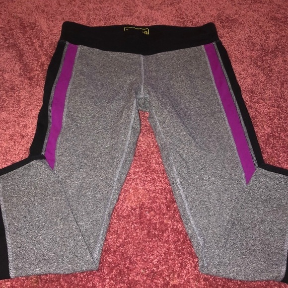 Bass Workout Capris Pants - Picture 1 of 4
